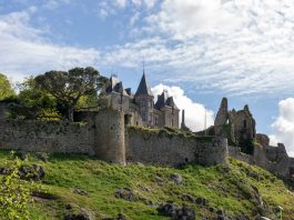 Les châteaux en pierre, la grande évolution dans la conception des châteaux